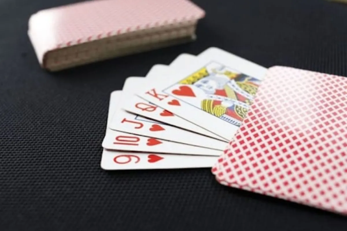 các biến thể game khác nhau của tú lơ khơ